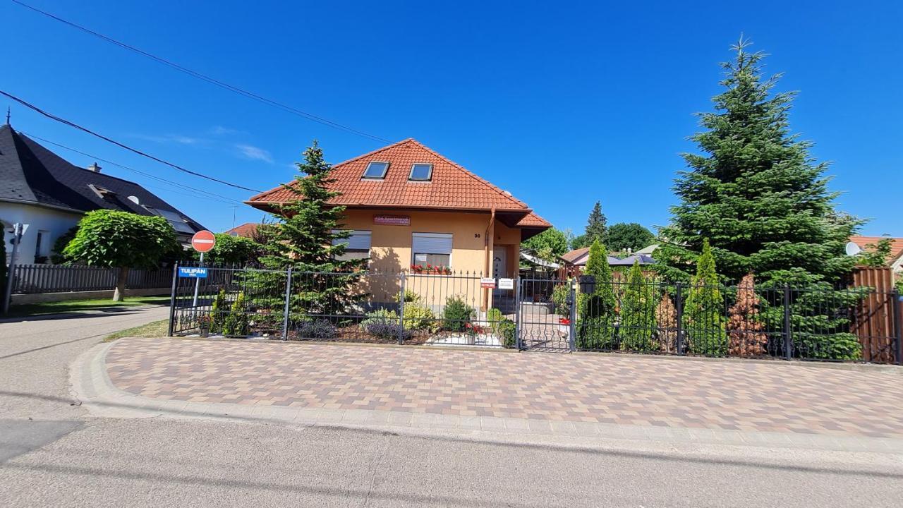 ADA Apartmanház Hajduszoboszlo Bagian luar foto