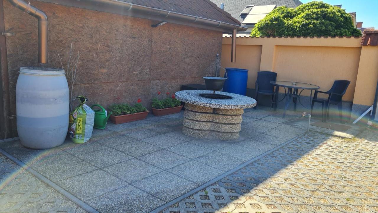 ADA Apartmanház Hajduszoboszlo Bagian luar foto