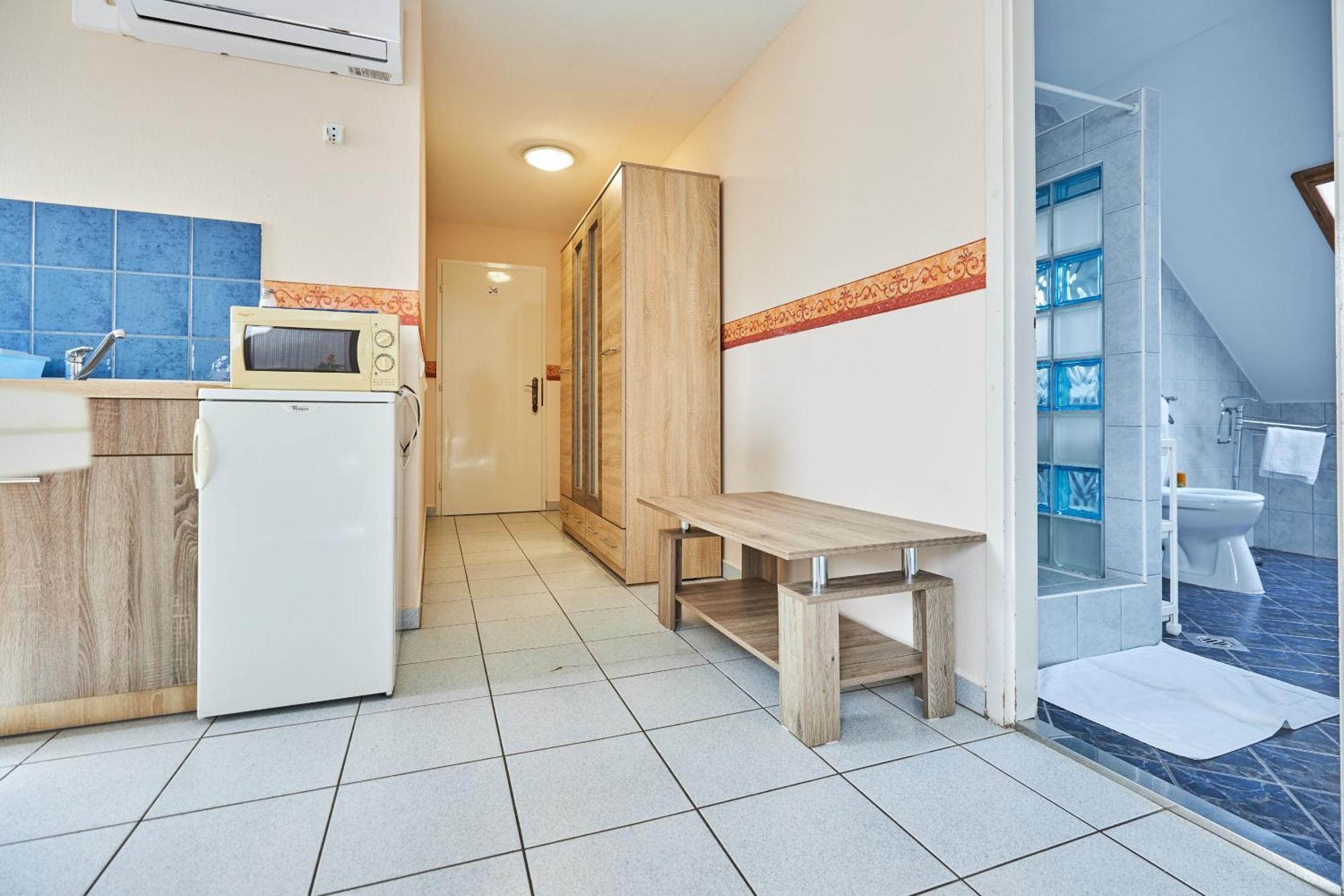 ADA Apartmanház Hajduszoboszlo Bagian luar foto