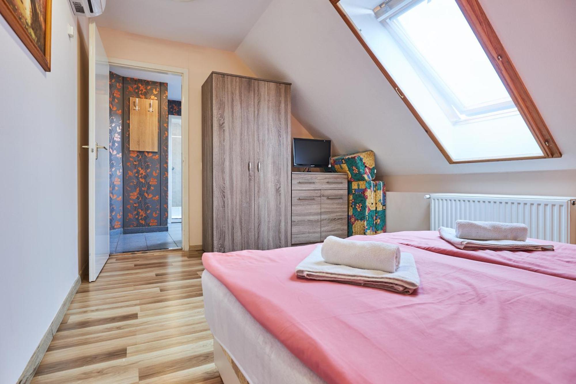 ADA Apartmanház Hajduszoboszlo Bagian luar foto