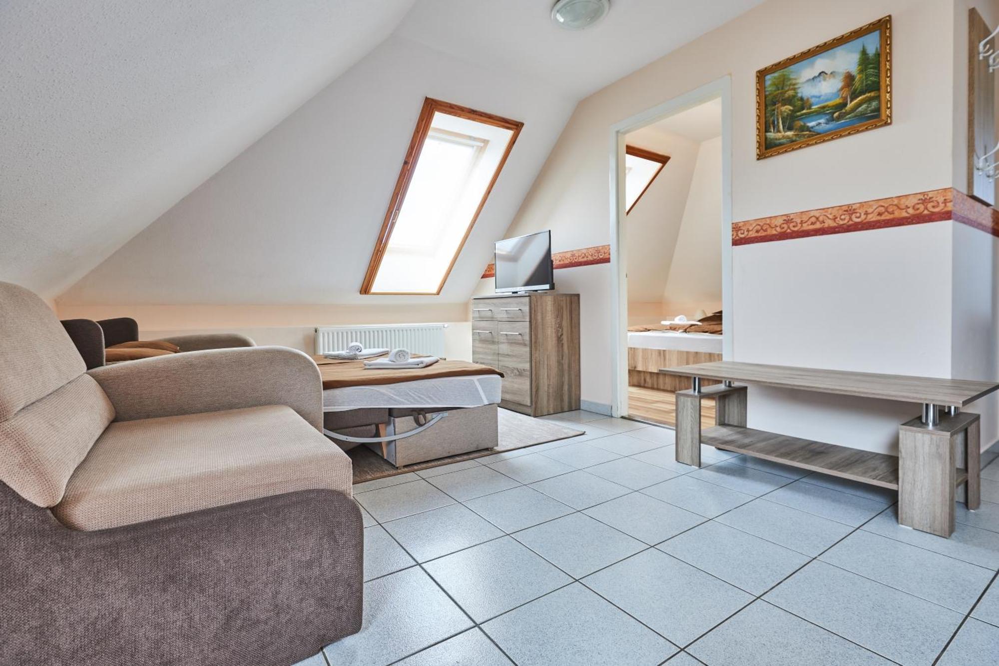 ADA Apartmanház Hajduszoboszlo Bagian luar foto